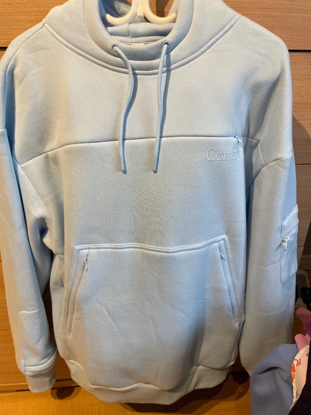Ladies jogging suit.